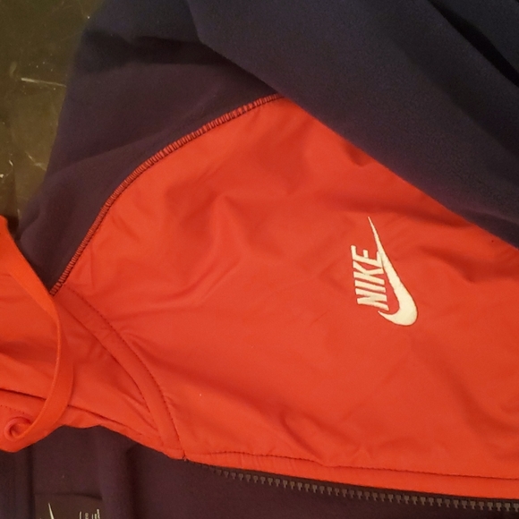 Mens Nike Hoodie - Picture 3 of 4